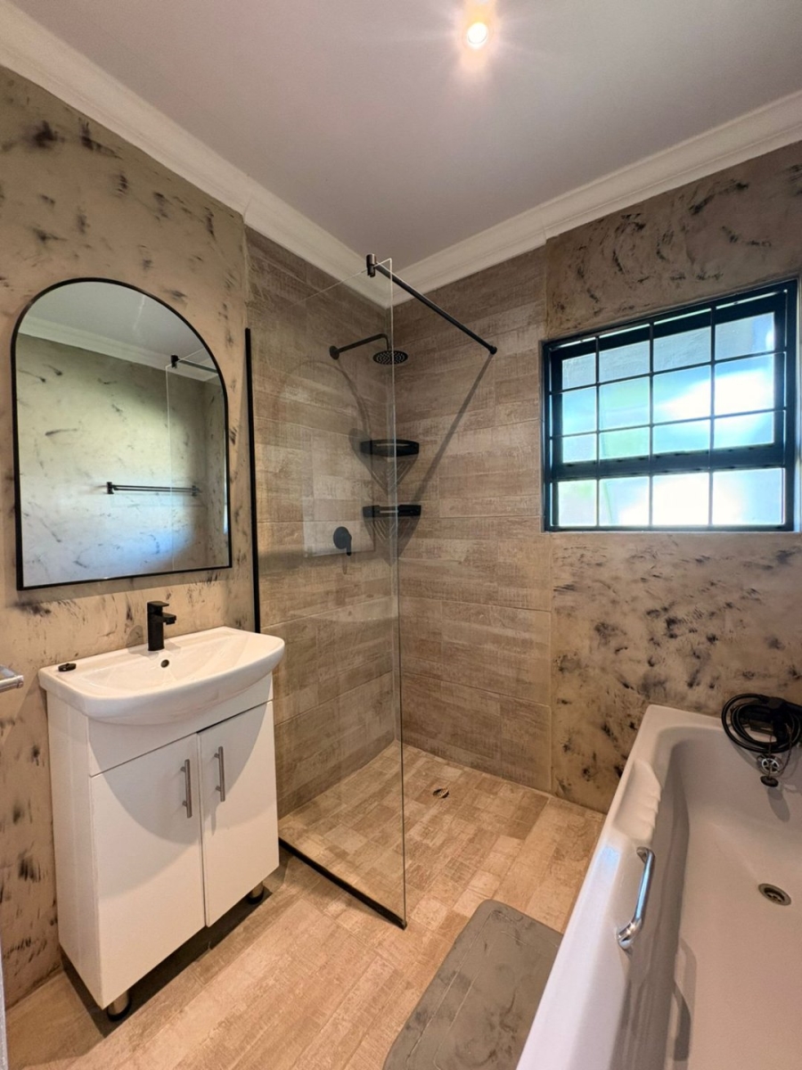 To Let 3 Bedroom Property for Rent in Flimieda North West